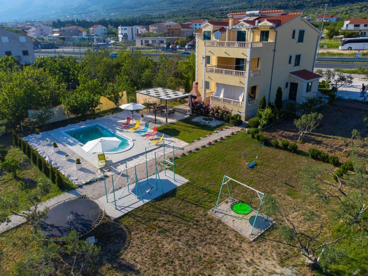 Apartments Maris Kastela Exterior photo